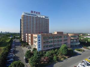 簽訂海寧康華醫(yī)院二期凈水系統(tǒng)工程